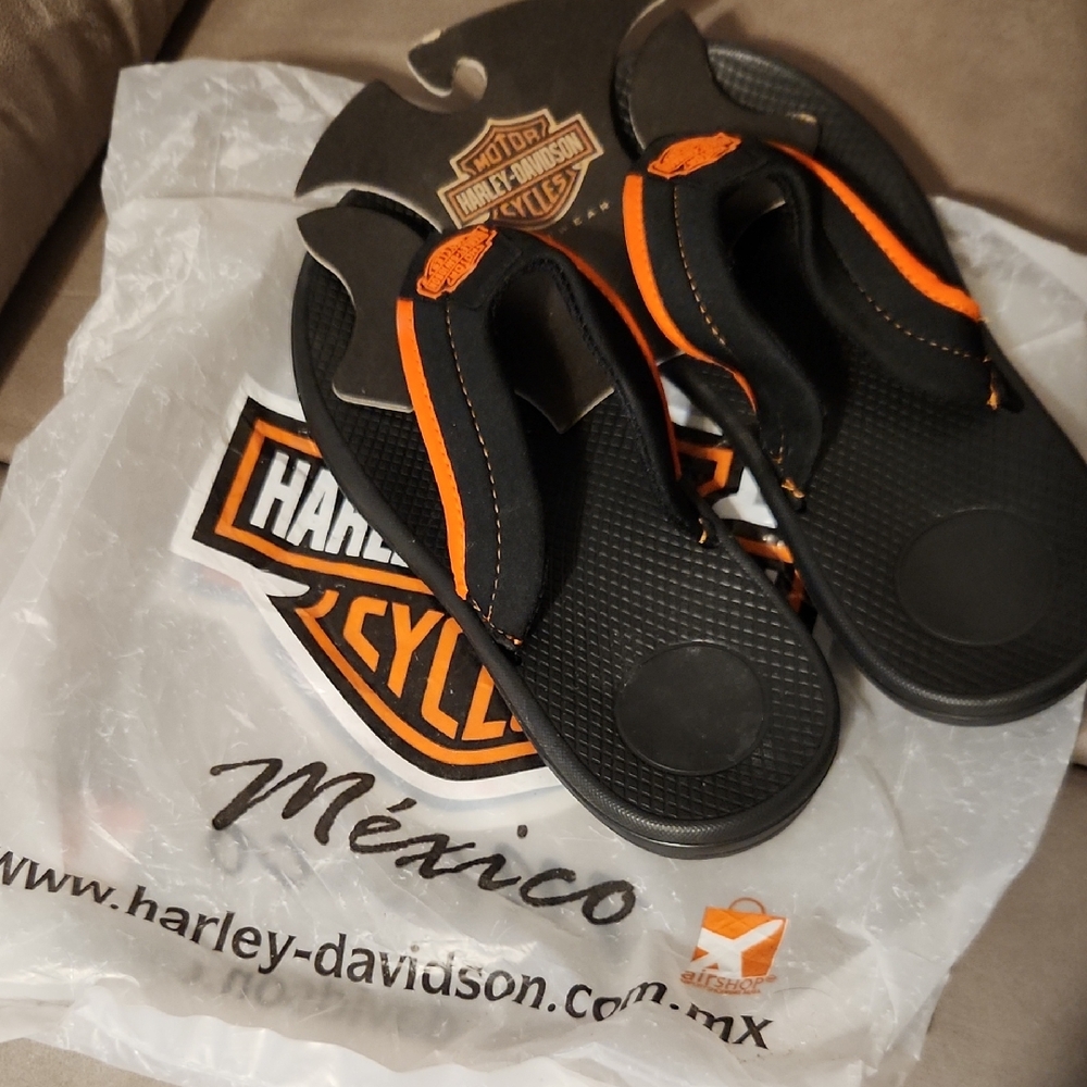 Harley-Davidson Black and Orange Flip Flops